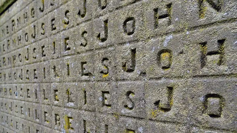 10 Creepy Facts About Graveyards