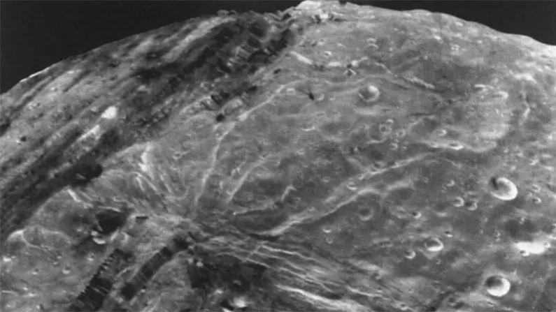 10 Facts About Uranus That Will Make Your Jaw Drop (and Freeze)