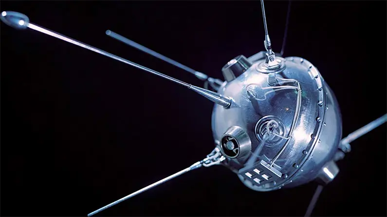 10 Crazy Facts About the Moon You Didn’t Know